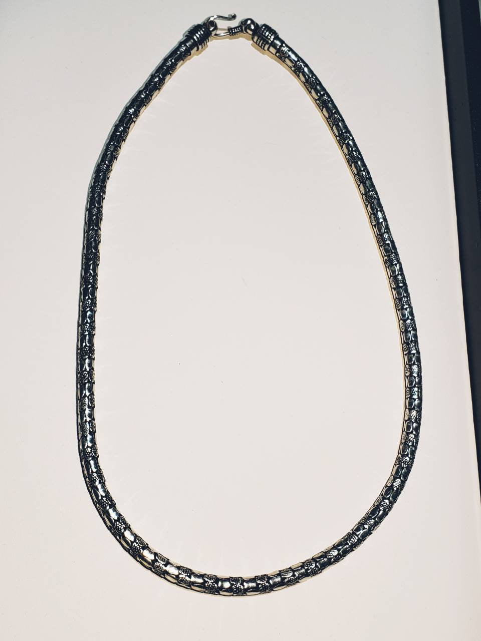 Heavy Artisan NECKLACE 21 Inches. Unisex Necklace, 1 Piece only