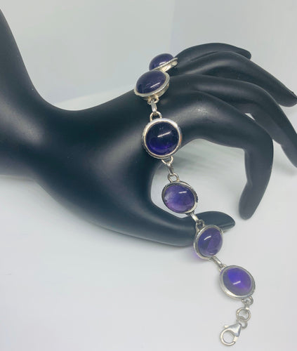 Natural Purple Round Amethyst setting in 925 Sterling Silver Bracelet