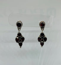 Load image into Gallery viewer, Deep Red Natural Garnet Earrings