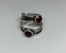 Load image into Gallery viewer, Toe Ring- Red Garnet